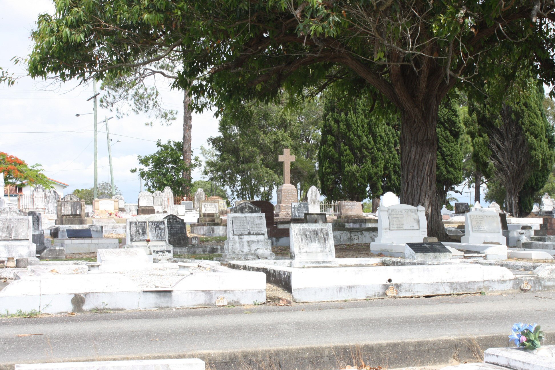 A Not So Spooky Cemetery Walk